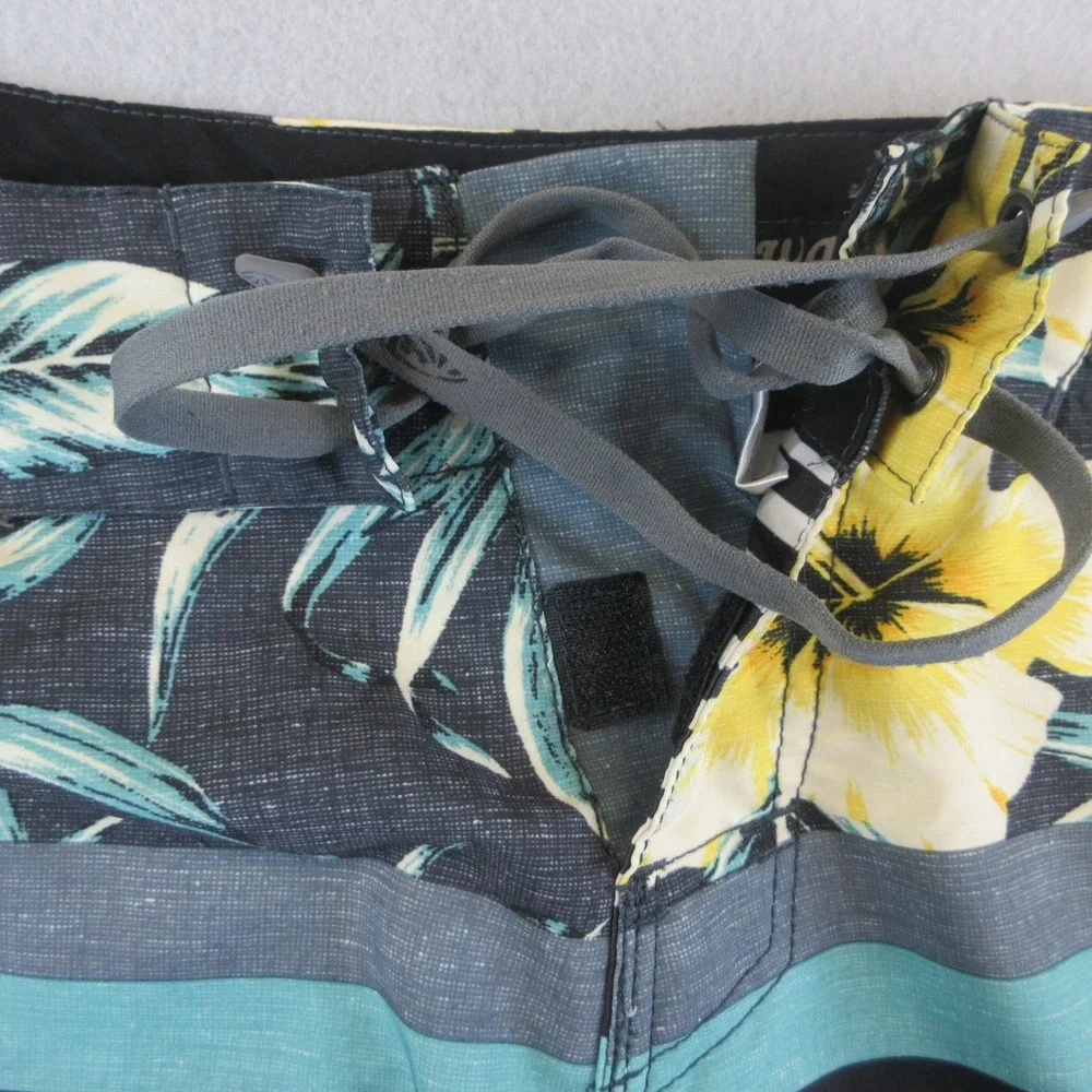 Palmwave Board Shorts Men 32 Gray‎ Teal Floral Striped Pockets Stretch Surf Swim